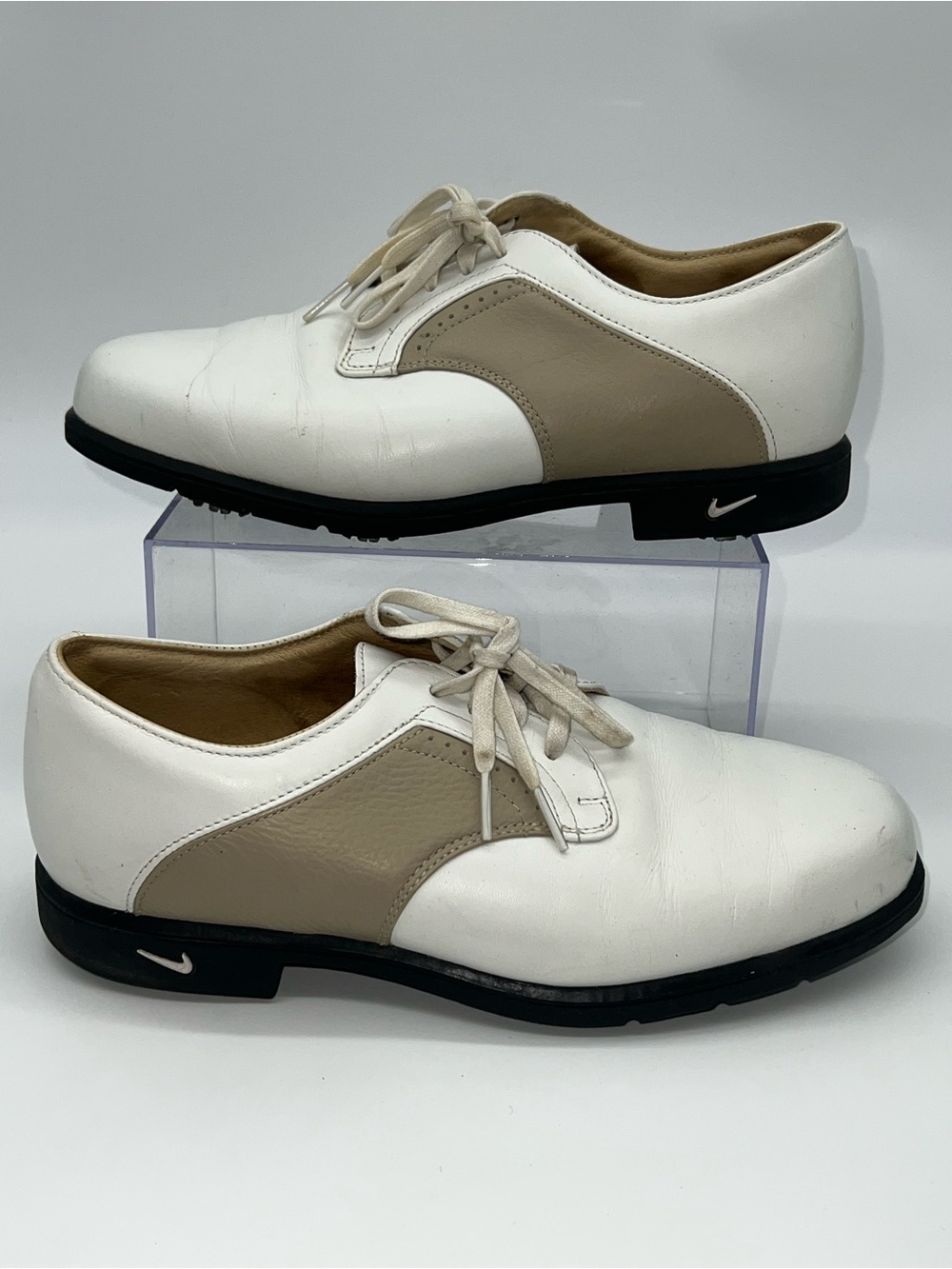 Nike Verdana Last Women’s Leather Golf Oxford Cleat Shoe Nike Air Comfort-Size 8